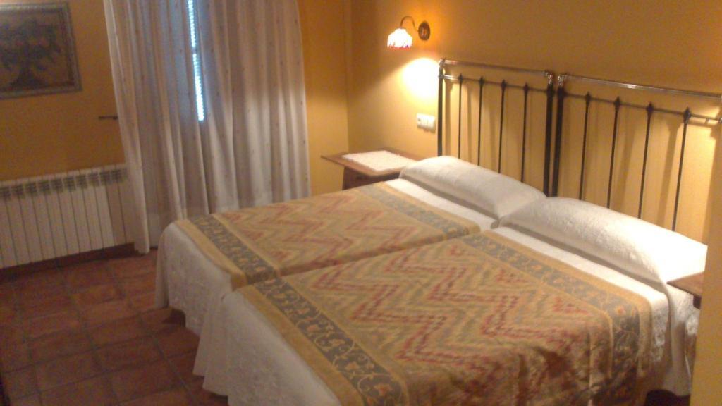 אסבו Casa Rural Corvina חדר תמונה